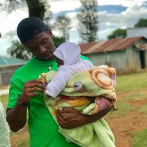 Meet your Posher, Everett